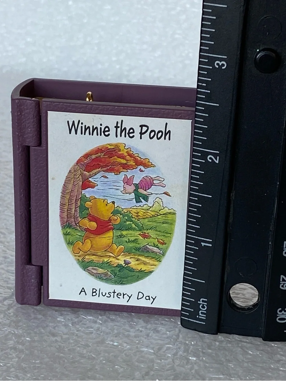 Vintage 2000 Hallmark Keepsake Ornament Winnie The Pooh 